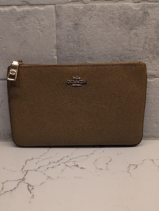 Coach Handbags - Coach Leather Zip Wallet - EUC - Tan 8x5 Inches